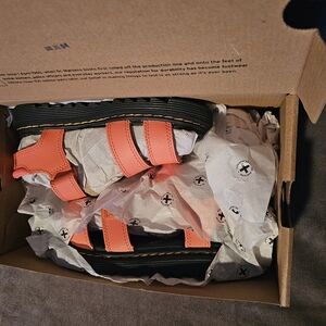 Dr. Martens  Klaire J Coral US boys size 2 US girls size 3 New in box
